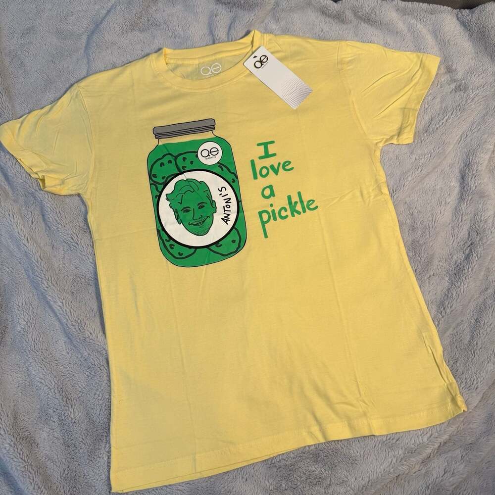 Queer Eye Antoni Porowski 'I Love A Pickle' T-Shirt